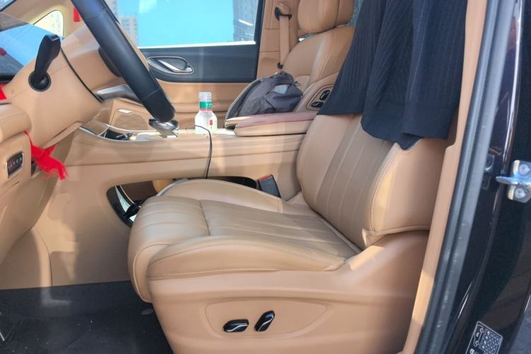 Used VOYAH Dream 2024 PHEV Extended-Range Premium Edition Left Front Seat
