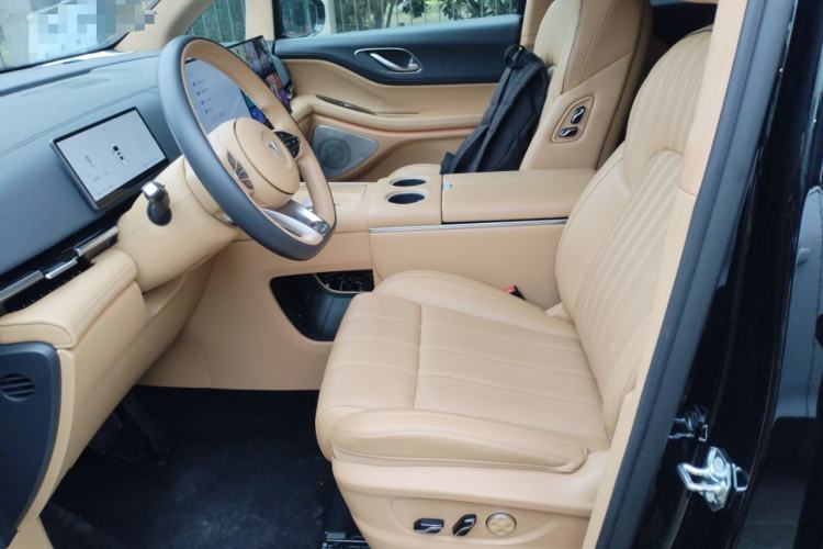 Used VOYAH Dream 2024 PHEV Ultra-Long Range Flagship Edition Left Front Seat