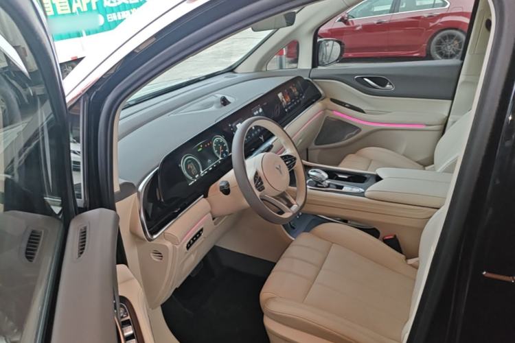 Used VOYAH Dream 2024 PHEV Extended-Range Premium Edition Left Front Seat
