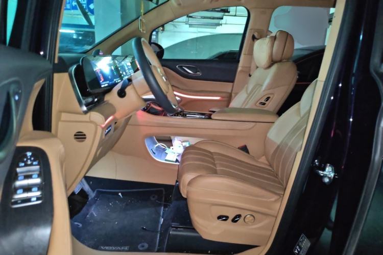 Used VOYAH Dream 2024 PHEV Extended-Range Premium Edition Left Front Seat