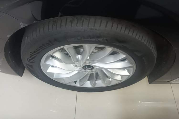 Used VOYAH Dream 2024 PHEV Extended-Range Premium Edition Left Front Wheel Hub