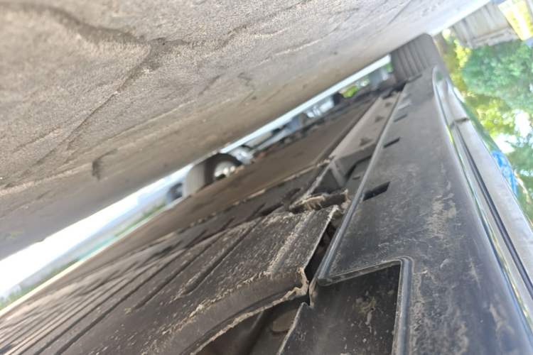 Used VOYAH Dream 2024 PHEV Extended-Range Premium Edition Left Side Sill