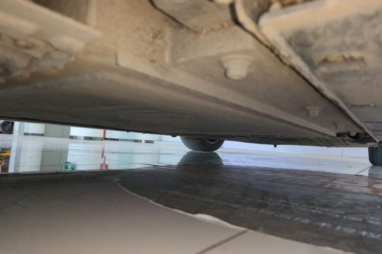 Used VOYAH Dream 2024 PHEV Ultra-Long Range Flagship Edition Left Side Sill