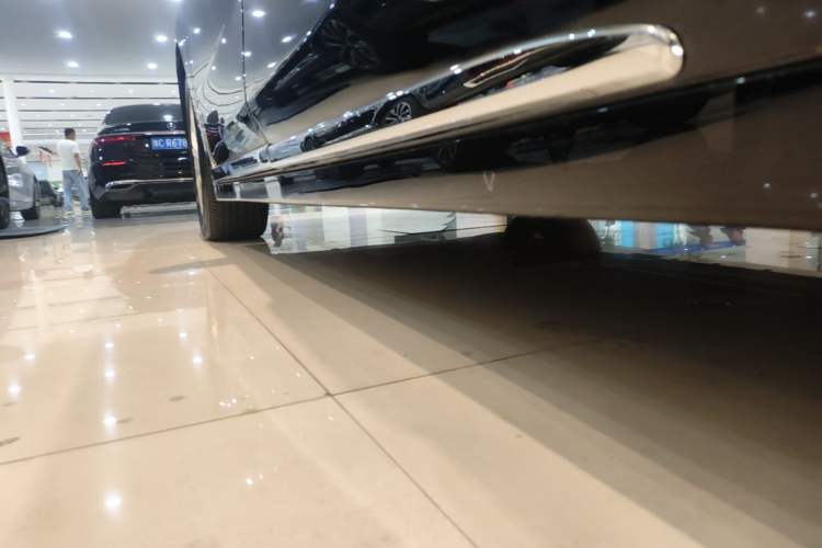 Used VOYAH Dream 2024 PHEV Extended-Range Premium Edition Left Side Sill