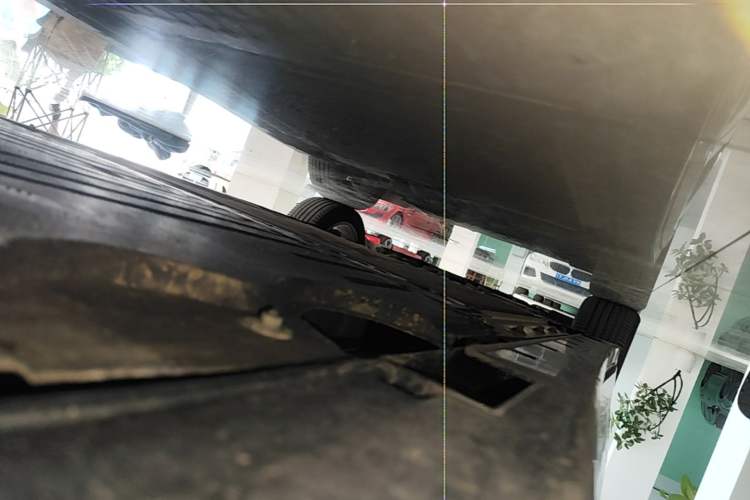Used VOYAH Dream 2024 PHEV Extended-Range Premium Edition Left Side Sill