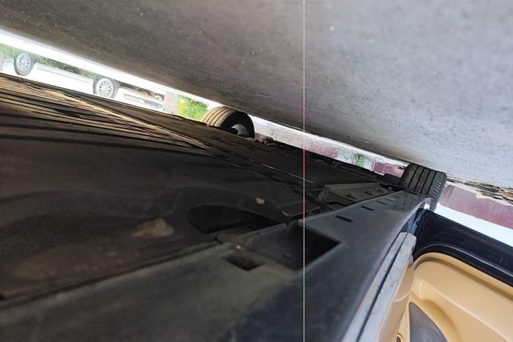 Used VOYAH Dream 2024 PHEV Extended-Range Premium Edition Left Side Sill