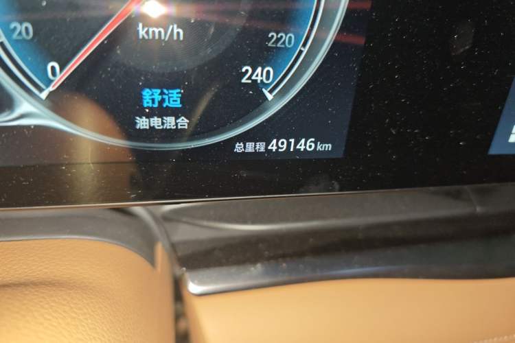 Used VOYAH Dream 2024 PHEV Ultra-Long Range Flagship Edition Odometer Close Up
