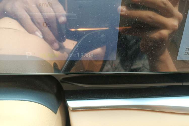 Used VOYAH Dream 2024 EV Long-Range Premium Edition Odometer Close Up