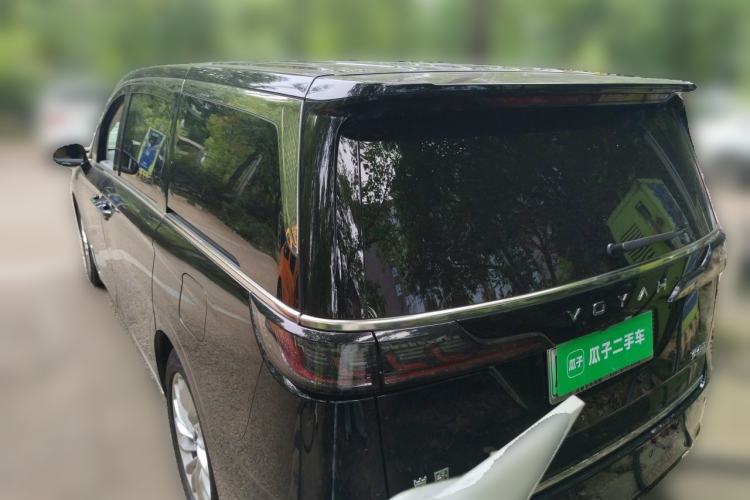 Used VOYAH Dream 2024 PHEV Extended-Range Premium Edition Rear Left 45 Deg
