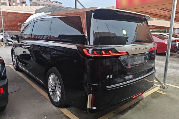 Used VOYAH Dream 2024 PHEV Extended-Range Premium Edition Rear Left 45 Deg