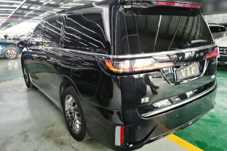 Used VOYAH Dream 2024 PHEV Ultra-Long Range Flagship Edition Rear Left 45 Deg