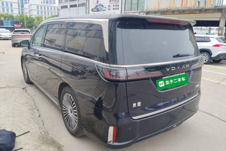 Used VOYAH Dream 2024 PHEV Ultra-Long Range Flagship Edition Rear Left 45 Deg