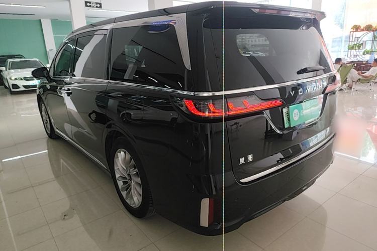 Used VOYAH Dream 2024 PHEV Extended-Range Premium Edition Rear Left 45 Deg