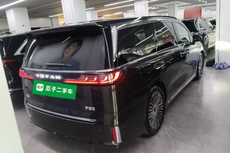 Used VOYAH Dream 2024 PHEV Ultra-Long Range Flagship Edition Rear