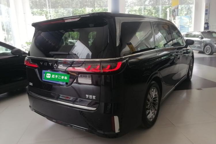 Used VOYAH Dream 2024 PHEV Ultra-Long Range Flagship Edition Rear Right 45 Deg
