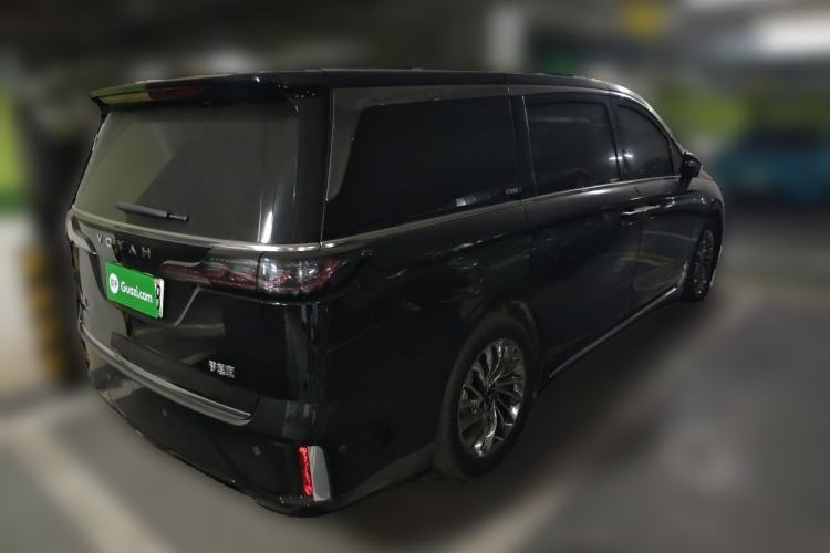 Used VOYAH Dream 2024 PHEV Ultra-Long Range Flagship Edition Rear Right 45 Deg