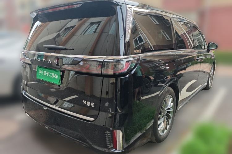 Used VOYAH Dream 2024 PHEV Ultra-Long Range Flagship Edition Rear Right 45 Deg