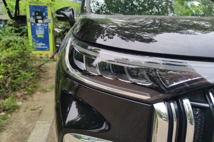 Used VOYAH Dream 2024 PHEV Extended-Range Premium Edition Right Front Headlight