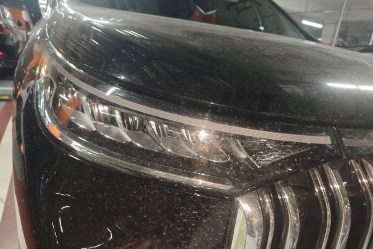 Used VOYAH Dream 2024 PHEV Ultra-Long Range Flagship Edition Right Front Headlight