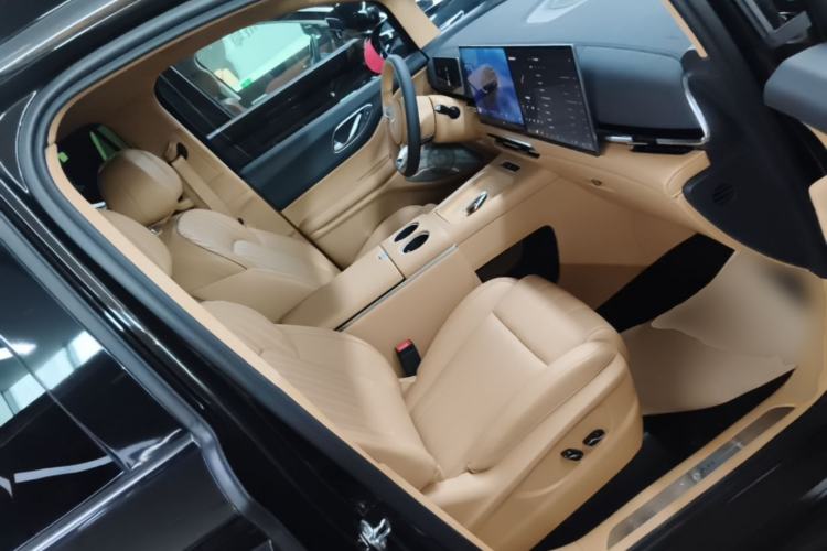 Used VOYAH Dream 2024 PHEV Ultra-Long Range Flagship Edition Right Front Seat