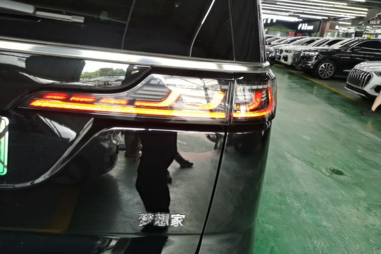 Used VOYAH Dream 2024 PHEV Ultra-Long Range Flagship Edition Right Rear Taillight