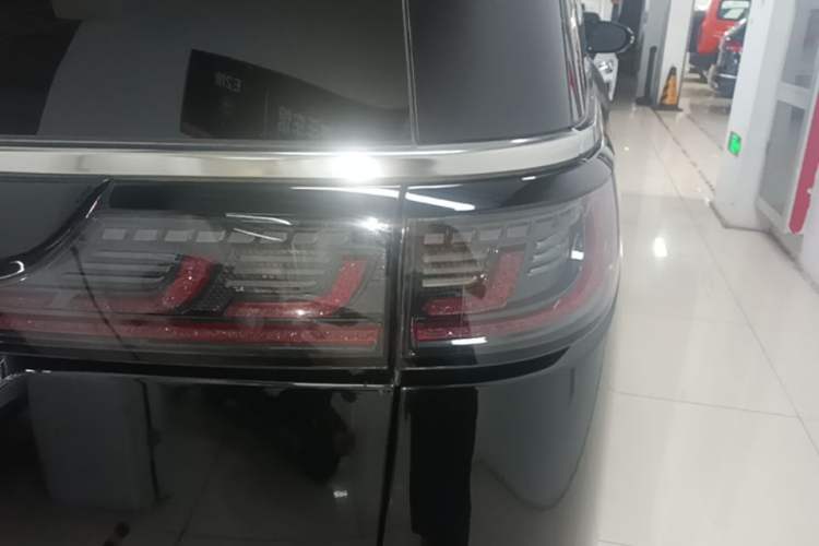 Used VOYAH Dream 2024 PHEV Extended-Range Premium Edition Right Rear Taillight