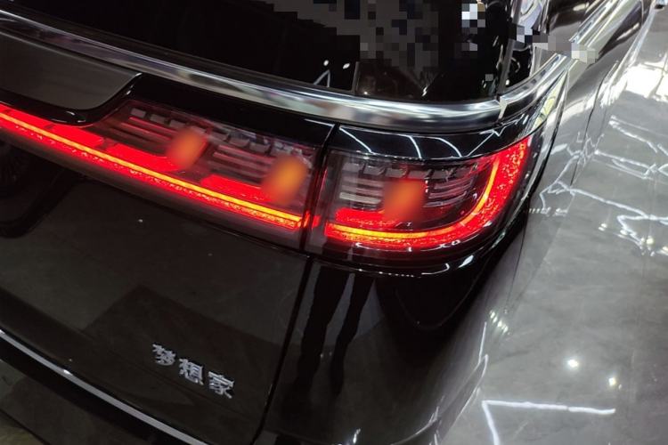 Used VOYAH Dream 2024 PHEV Ultra-Long Range Flagship Edition Right Rear Taillight