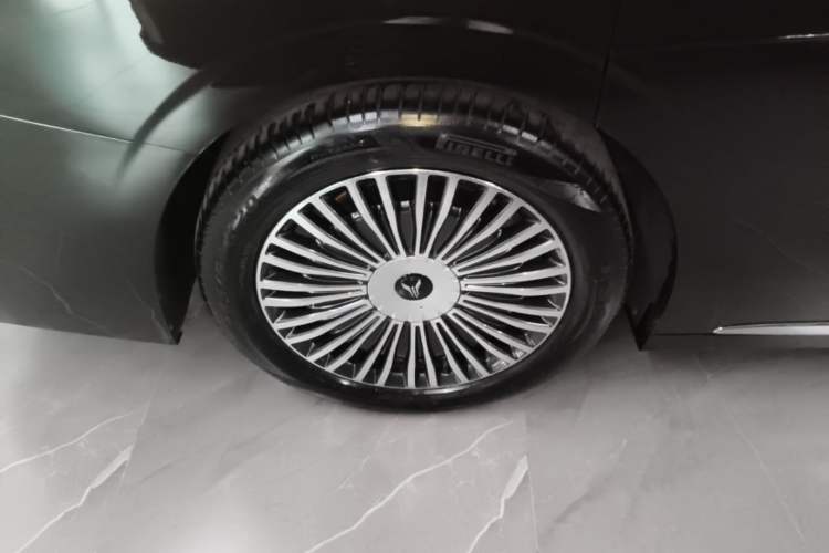 Used VOYAH Dream 2024 PHEV Ultra-Long Range Flagship Edition Right Rear Wheel Hub