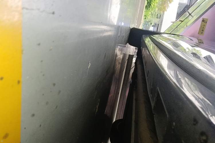Used VOYAH Dream 2024 PHEV Ultra-Long Range Flagship Edition Right Side Sill