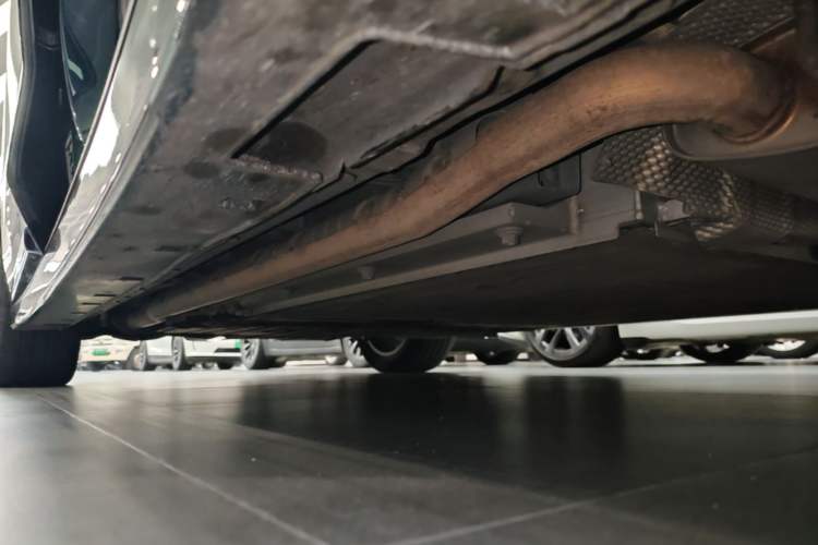 Used VOYAH Dream 2024 PHEV Extended-Range Premium Edition Right Side Sill