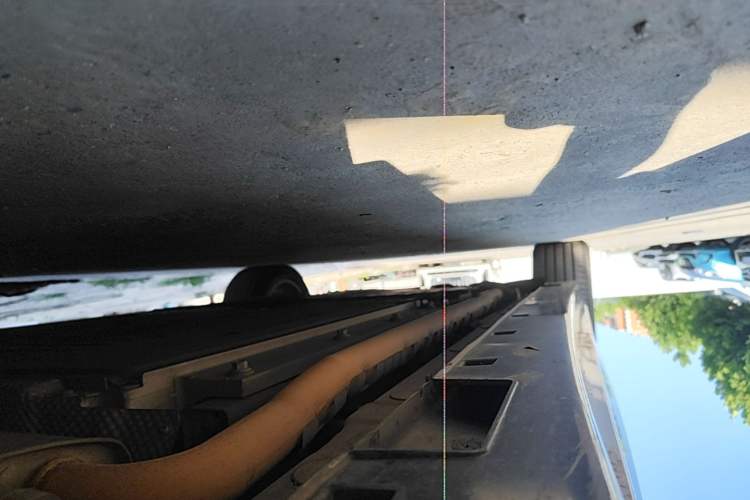 Used VOYAH Dream 2024 PHEV Extended-Range Premium Edition Right Side Sill