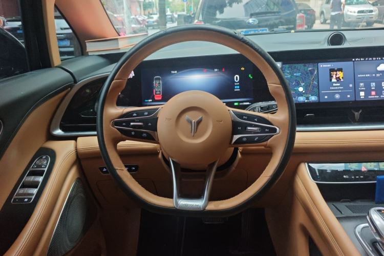 Used VOYAH Dream 2024 PHEV Extended-Range Premium Edition Steering Wheel
