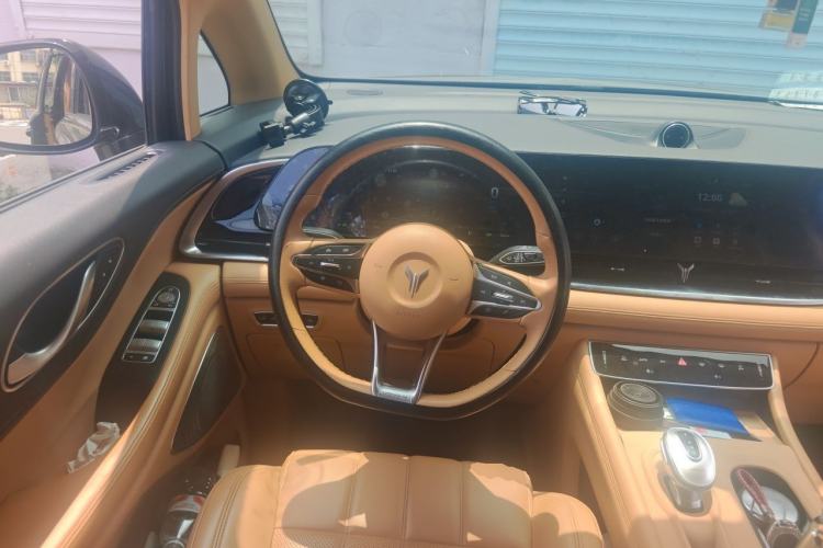 Used VOYAH Dream 2024 PHEV Extended-Range Premium Edition Steering Wheel