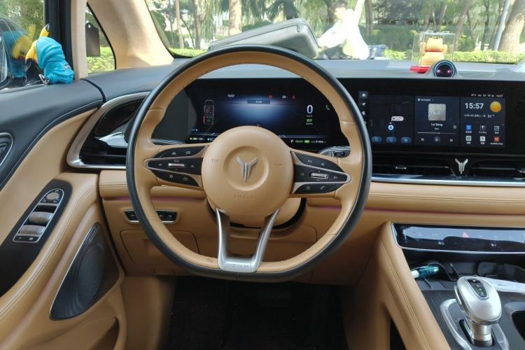 Used VOYAH Dream 2024 PHEV Ultra-Long Range Flagship Edition Steering Wheel