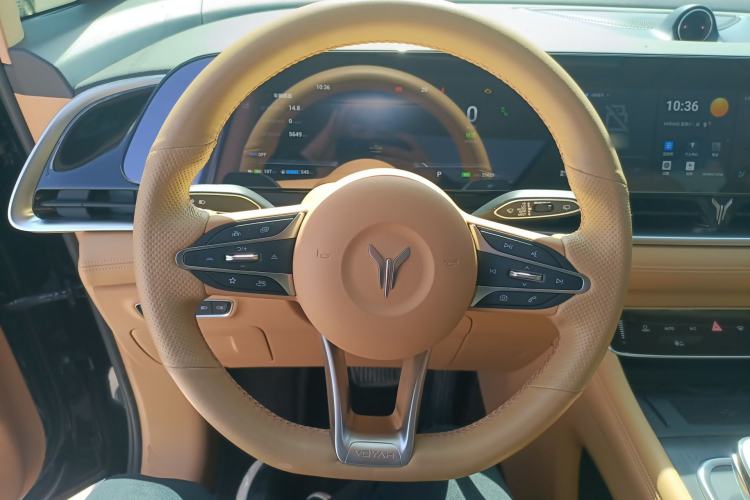 Used VOYAH Dream 2024 PHEV Extended-Range Premium Edition Steering Wheel
