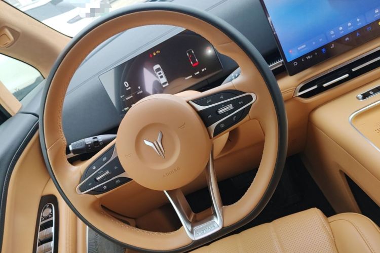 Used VOYAH Dream 2024 PHEV Ultra-Long Range Flagship Edition Steering Wheel