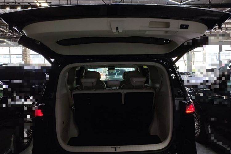 Used VOYAH Dream 2024 PHEV Ultra-Long Range Flagship Edition Trunk