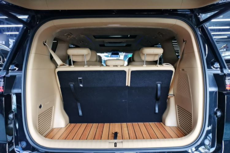 Used VOYAH Dream 2024 PHEV Ultra-Long Range Flagship Edition Trunk