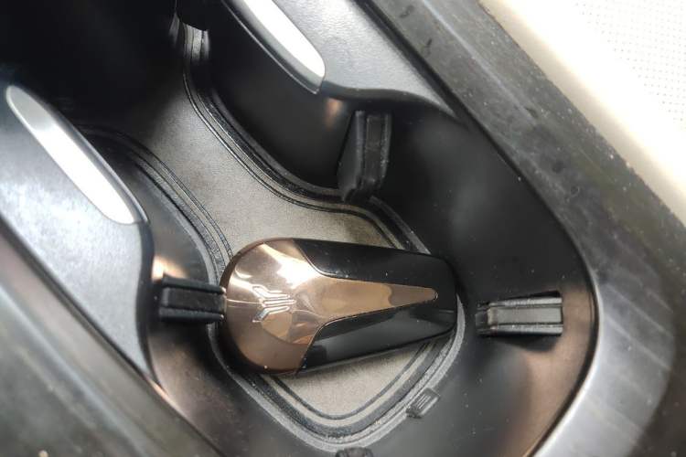 Used VOYAH Dream 2024 PHEV Extended-Range Premium Edition Vehicle Key
