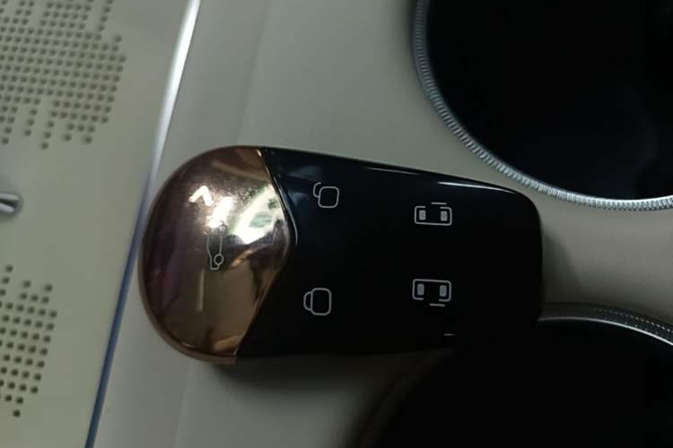Used VOYAH Dream 2024 EV Long-Range Premium Edition Vehicle Key