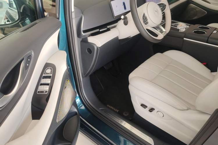 Used VOYAH Dream 2024 PHEV Ultra-Long Range Flagship Edition Driver Seat