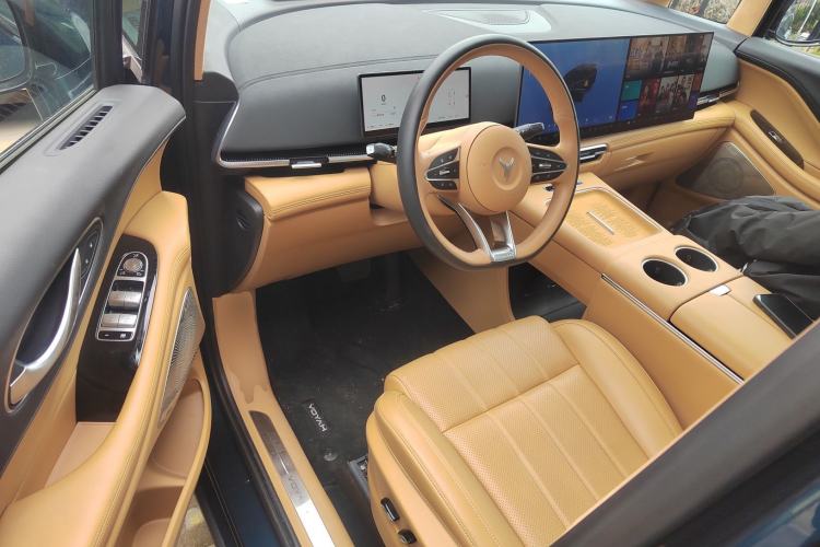 Used VOYAH Dream 2024 PHEV Ultra-Long Range Flagship Edition Driver Seat