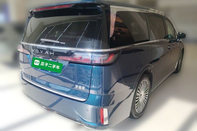 Used VOYAH Dream 2024 PHEV Ultra-Long Range Flagship Edition Rear Right 45 Deg