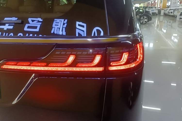 Used VOYAH Dream 2024 PHEV Extended-Range Premium Edition Right Rear Taillight