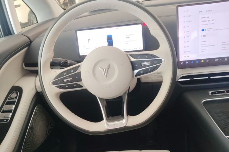 Used VOYAH Dream 2024 PHEV Ultra-Long Range Flagship Edition Steering Wheel