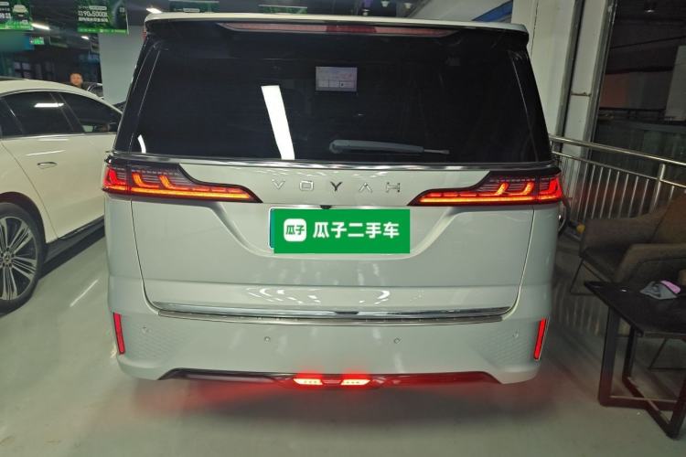 Used VOYAH Dream 2024 PHEV Extended-Range Premium Edition Rear