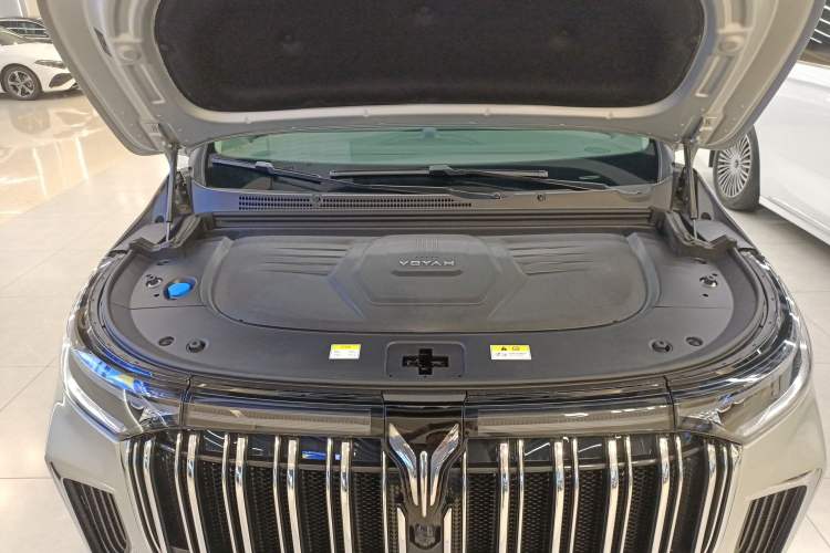 Used VOYAH Dream 2024 PHEV Extended-Range Premium Edition Engine Bay