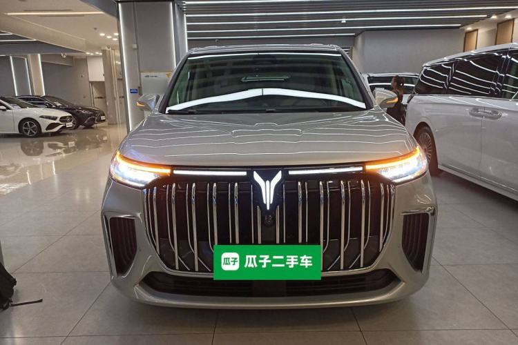 Used VOYAH Dream 2024 PHEV Extended-Range Premium Edition Front
