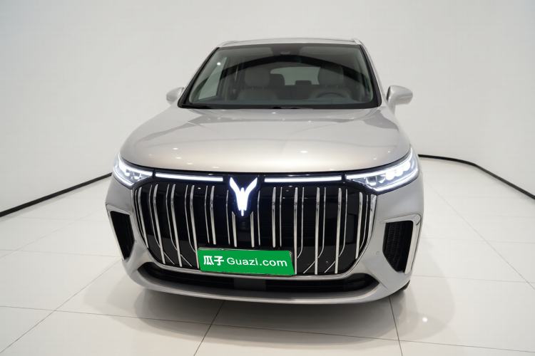 Used VOYAH Dream 2024 PHEV Extended-Range Premium Edition Front