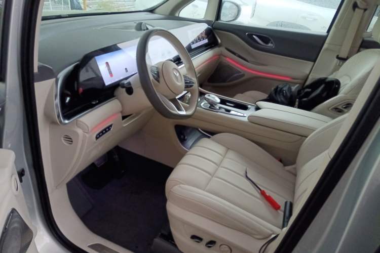 Used VOYAH Dream 2024 PHEV Extended-Range Premium Edition Left Front Seat